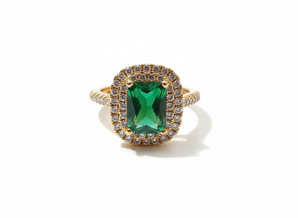 Luxury Emerald Halo Gold Ring